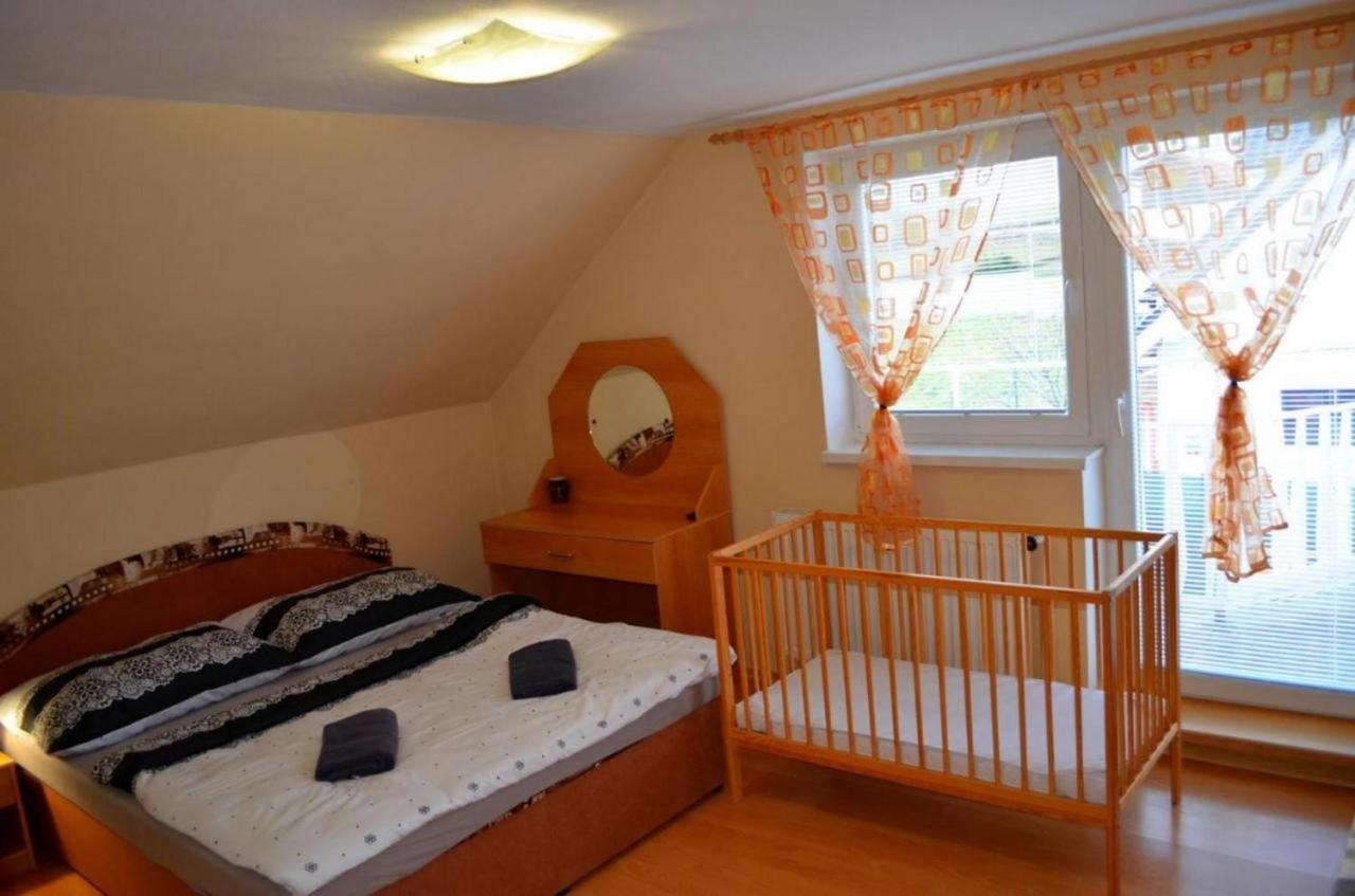 Chalupa Riviera A Apartmany Riviera - Liptov Besenova روجومبيروك المظهر الخارجي الصورة
