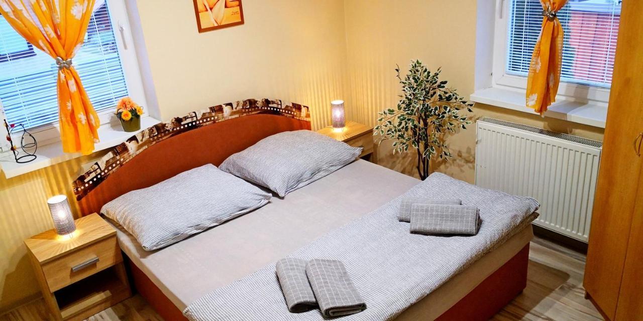 Chalupa Riviera A Apartmany Riviera - Liptov Besenova روجومبيروك المظهر الخارجي الصورة
